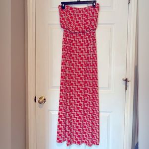 Geometric print strapless maxi dress